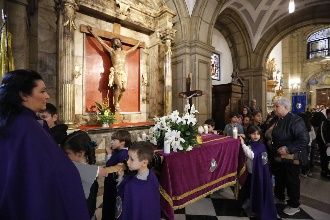 Procesión infantil en la iglesia de San José