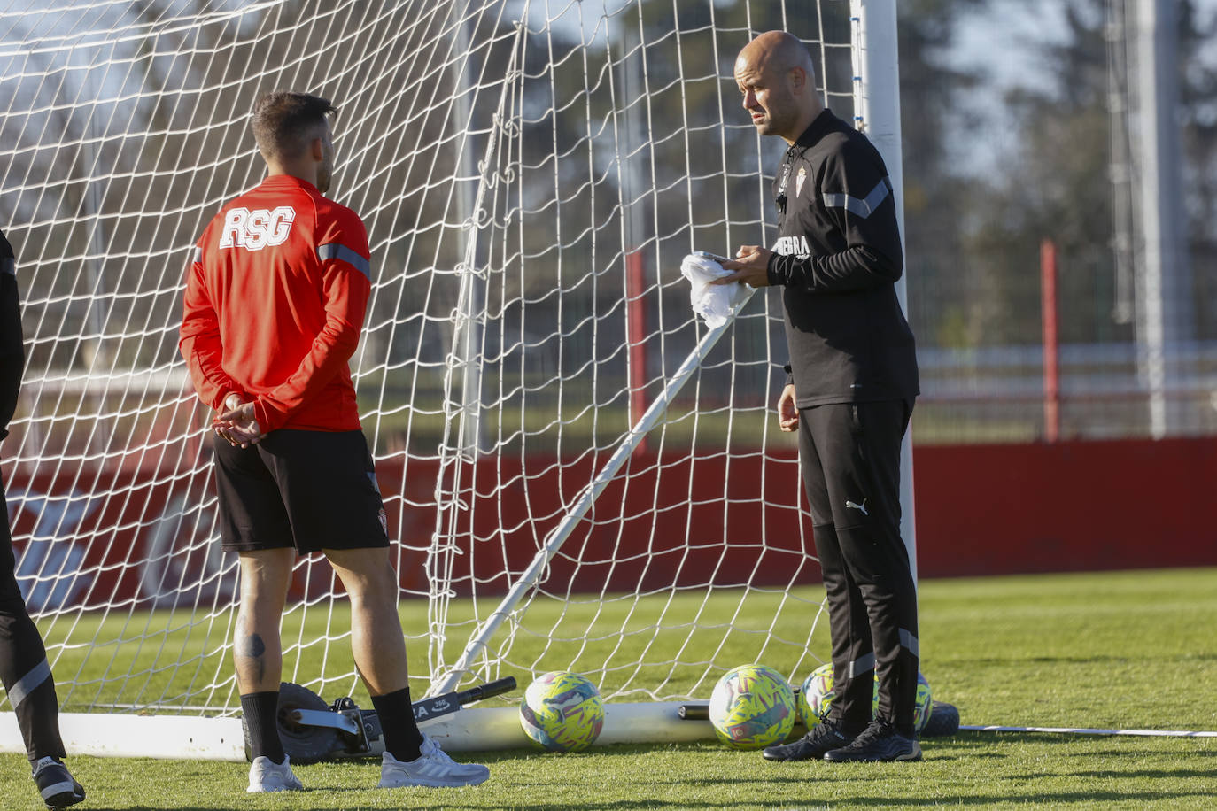 Entrenamiento del Sporting (27/03/2023)