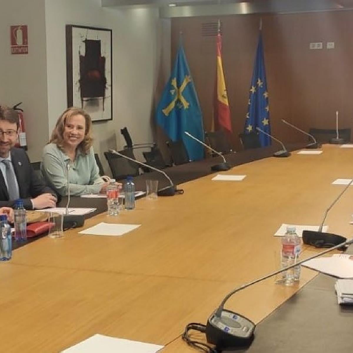 Arcelor y sindicatos encallan en una negociación crítica para el futuro de la siderurgia asturiana