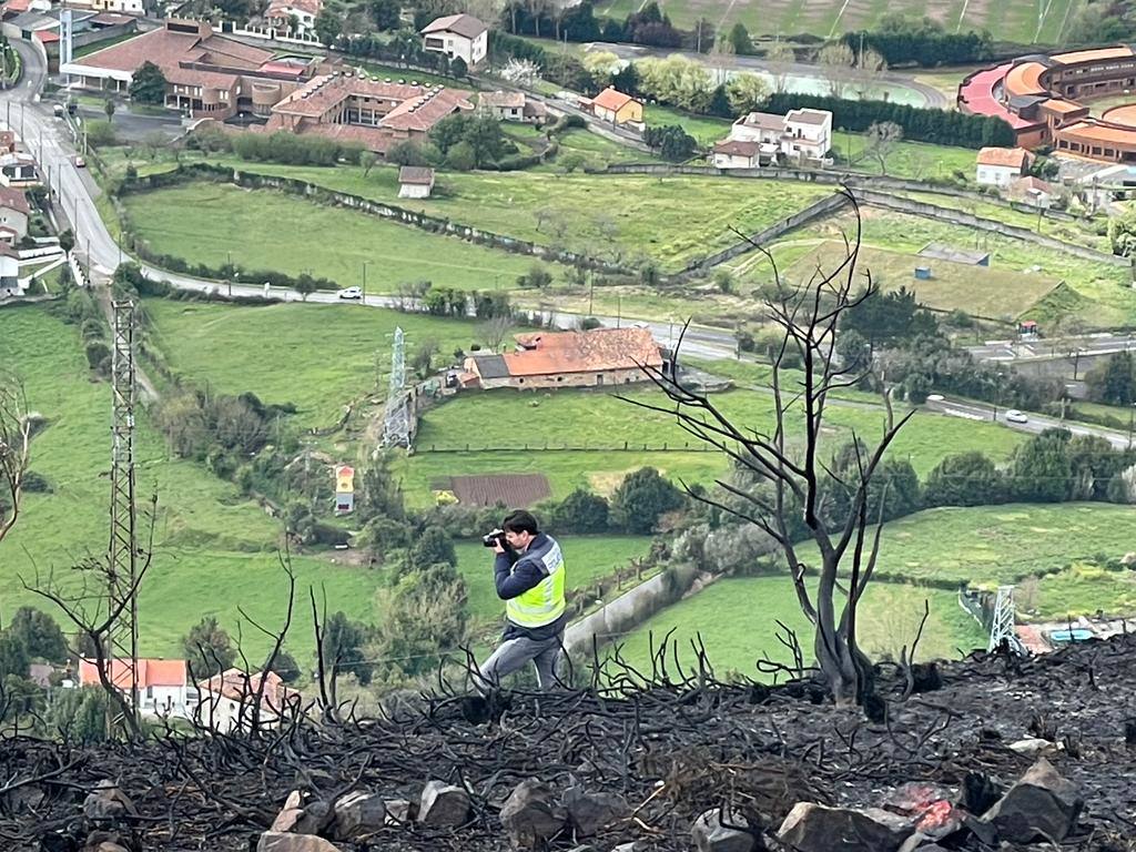 La Policía inicia la investigación en el Naranco con drones y helicópteros