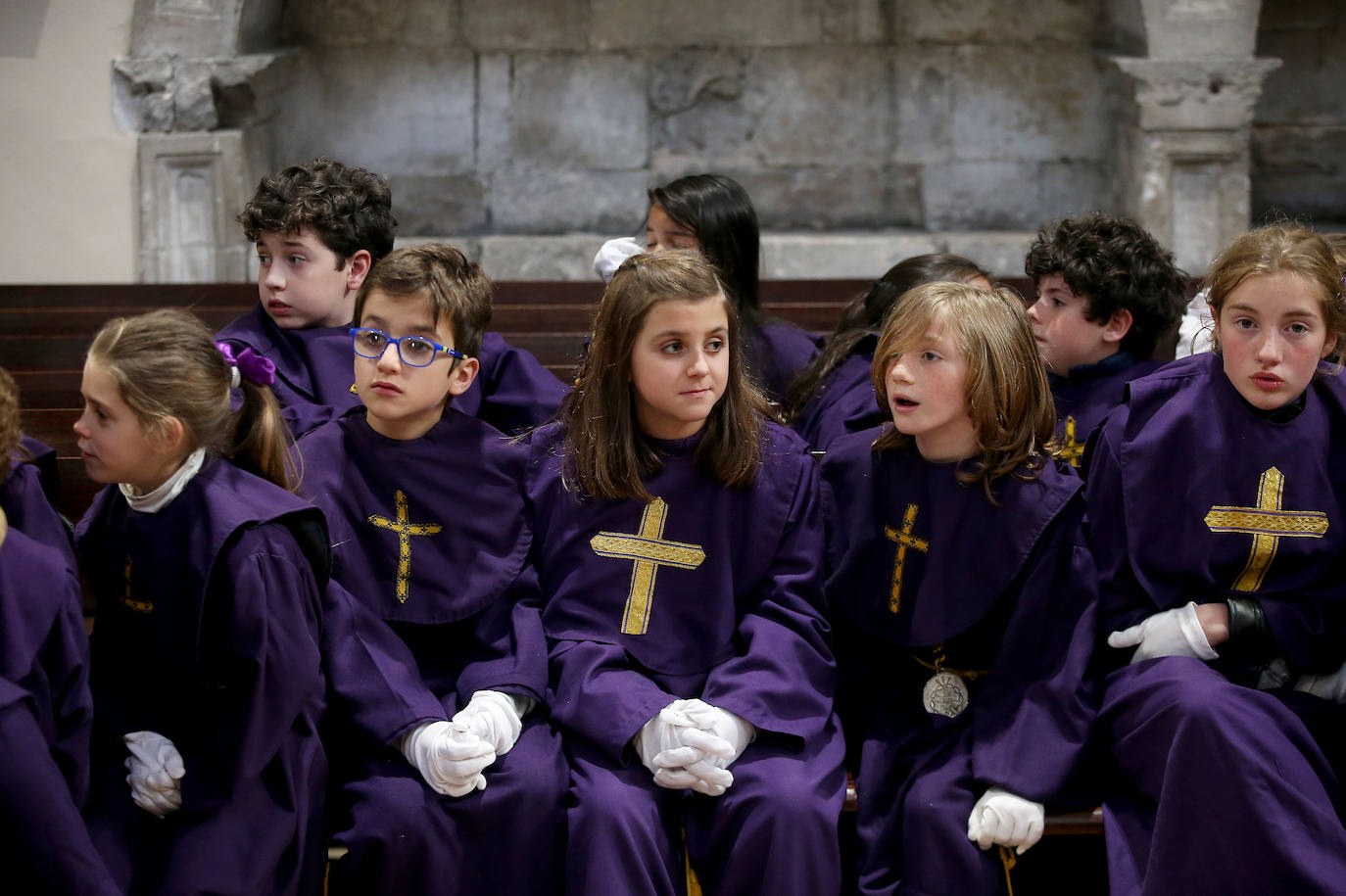 Fervor en Oviedo al paso del Nazareno
