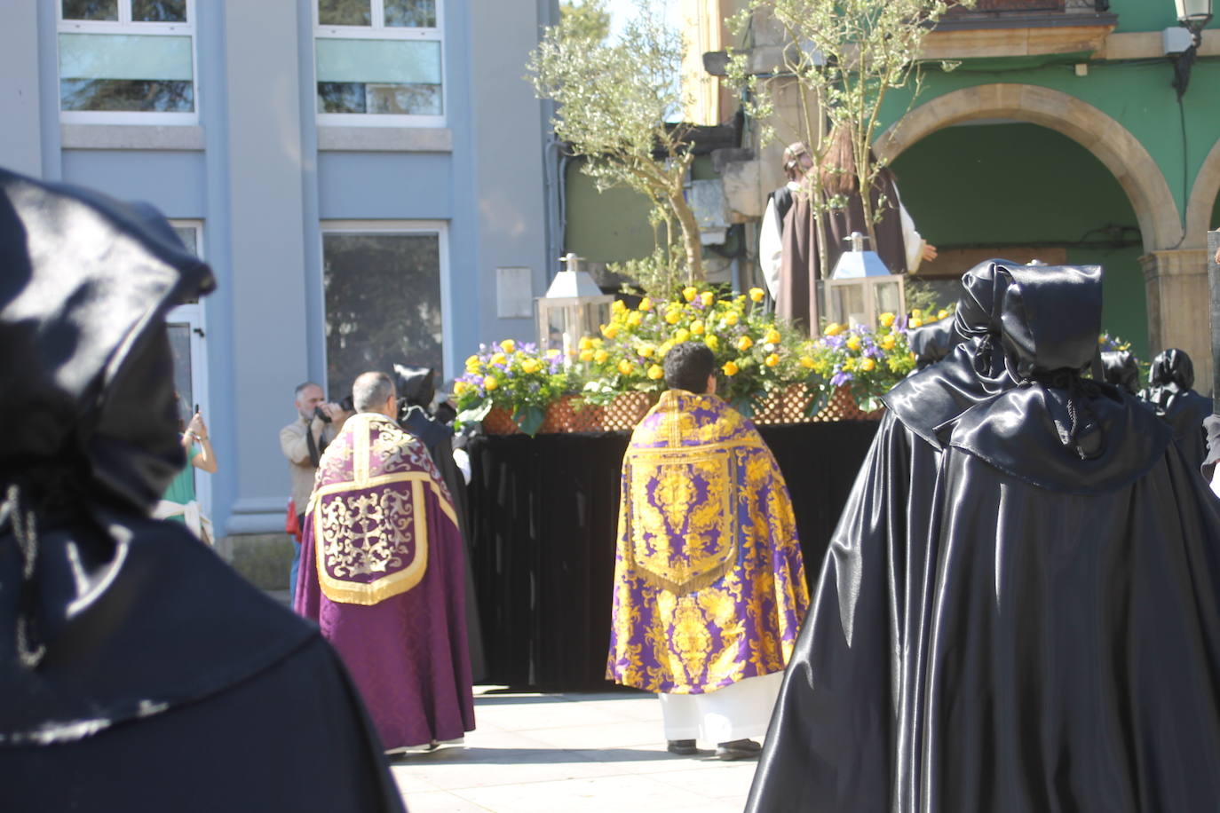 Emoción en Avilés con la Hermandad El Beso de Judas