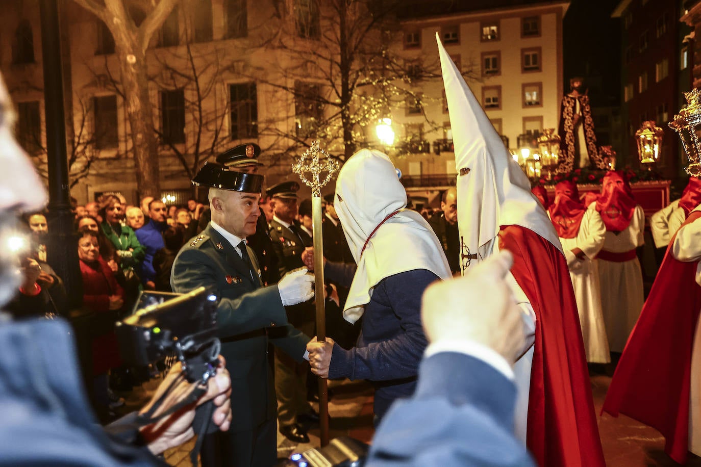 Una multitud en la procesión de la libertad