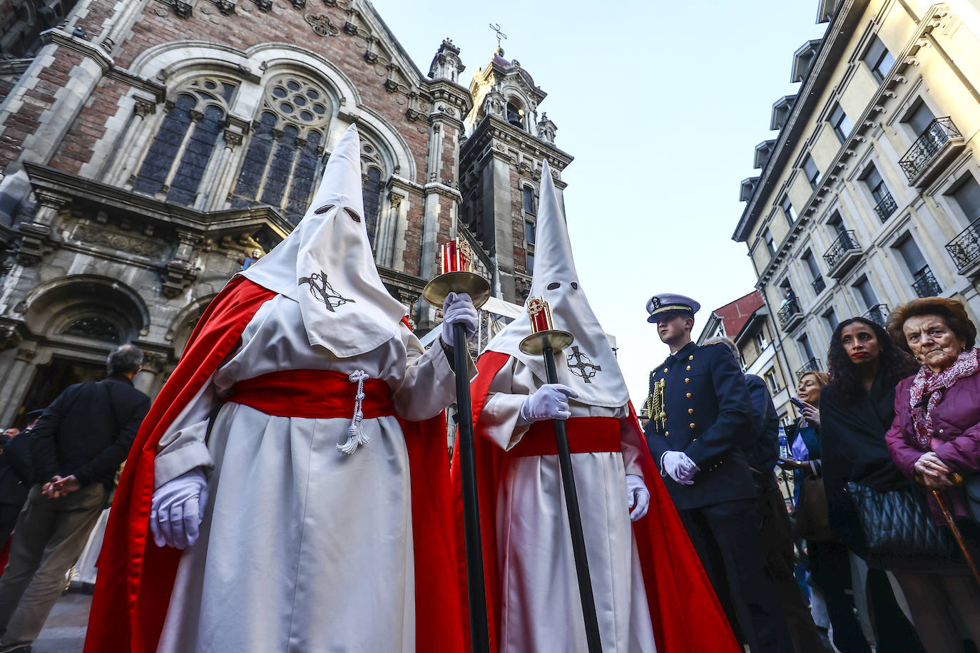 Una multitud en la procesión de la libertad