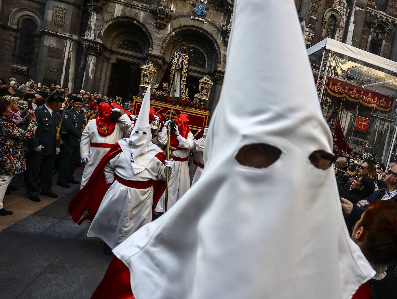 Una multitud en la procesión de la libertad