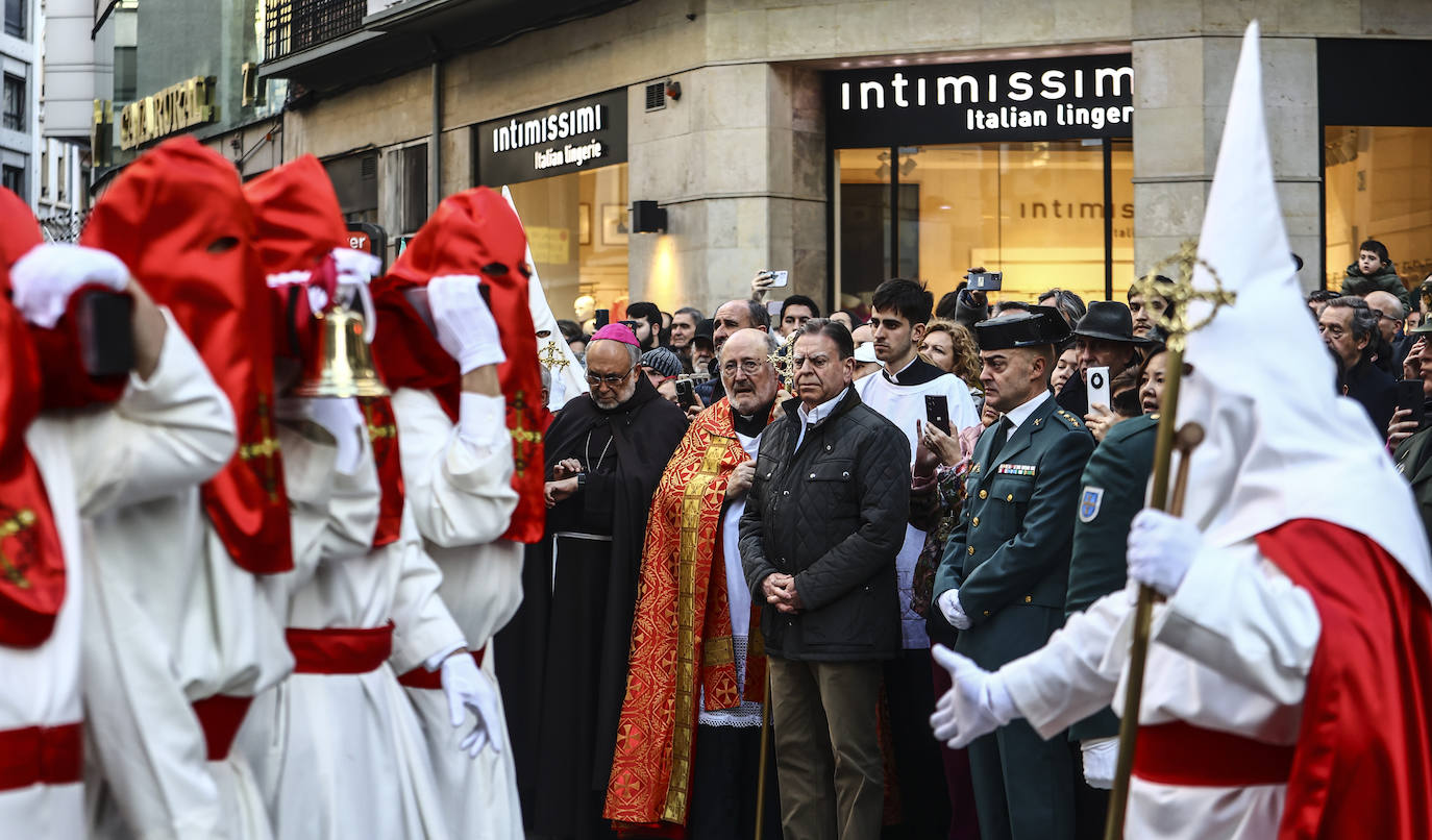 Una multitud en la procesión de la libertad