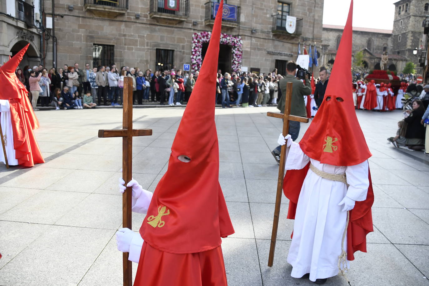 Devoción en Avilés por el Santo Entierro