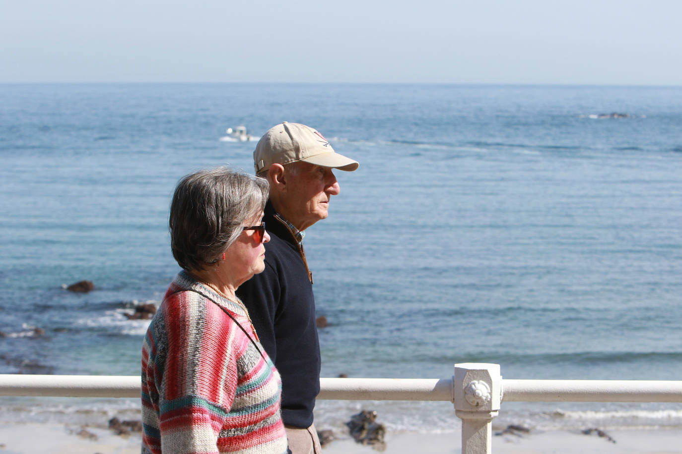 Calor y lleno total en Asturias en el Sábado Santo