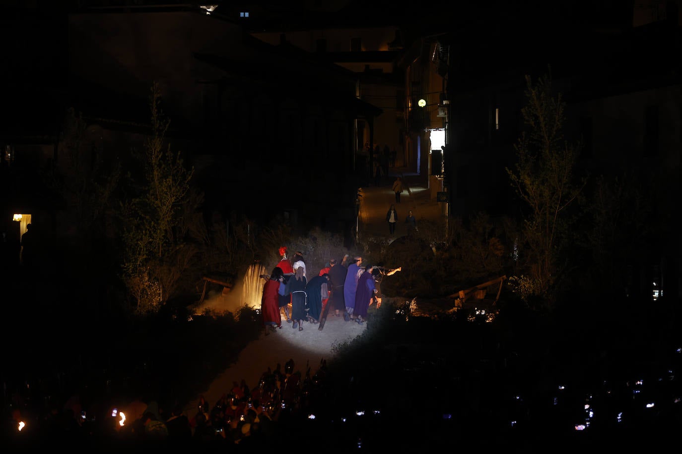 Los Reyes visitan la Pasión de Cristo de Chinchón