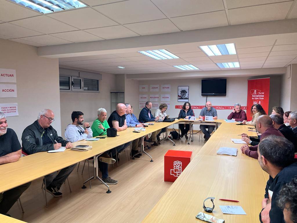 Reunión este lunes de la ejecutiva del PSOE de Gijón.