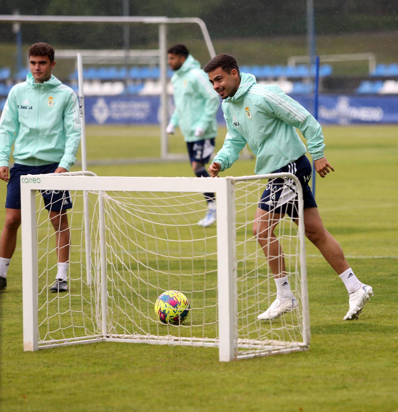 Entrenamiento del Real Oviedo (12/04/2023)