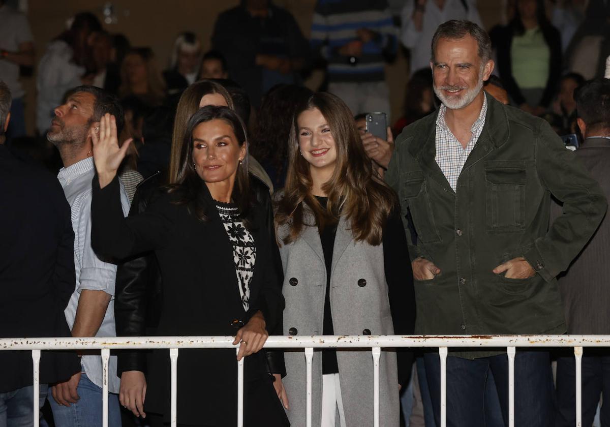 La princesa Leonor junto a los reyes en Chinchón la pasada semana