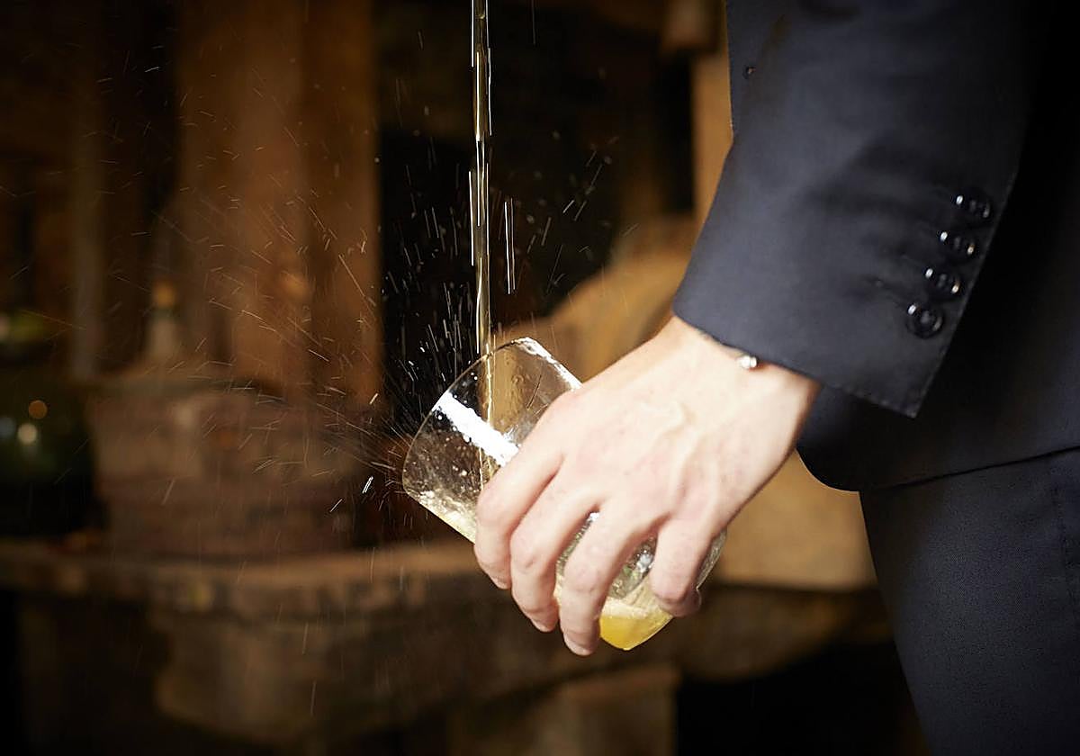 La sidra es el punto de partida de un viaje gastro que se prolongará todo el fin de semana.