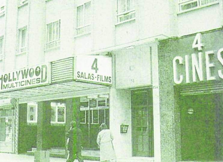 Multicines Hollywood, en la avenida de la Costa.