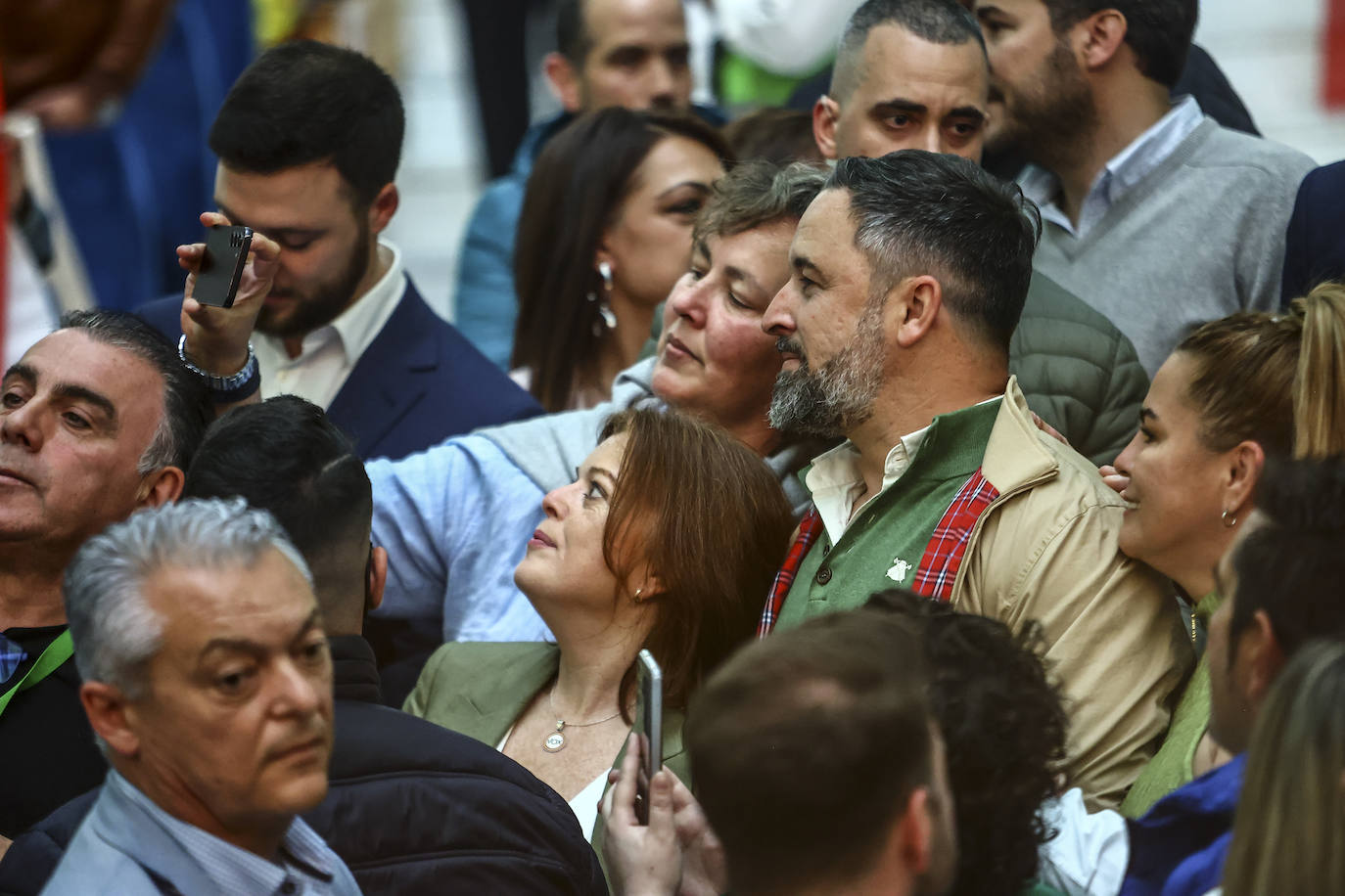 Vox reúne a sus simpatizantes en un mitin en Oviedo