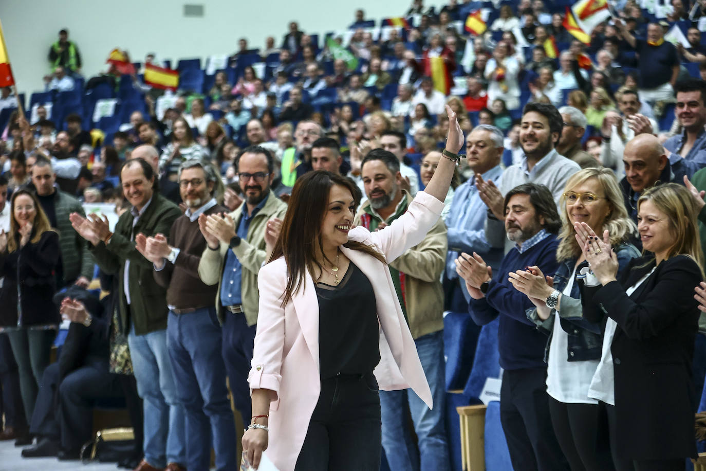 Vox reúne a sus simpatizantes en un mitin en Oviedo
