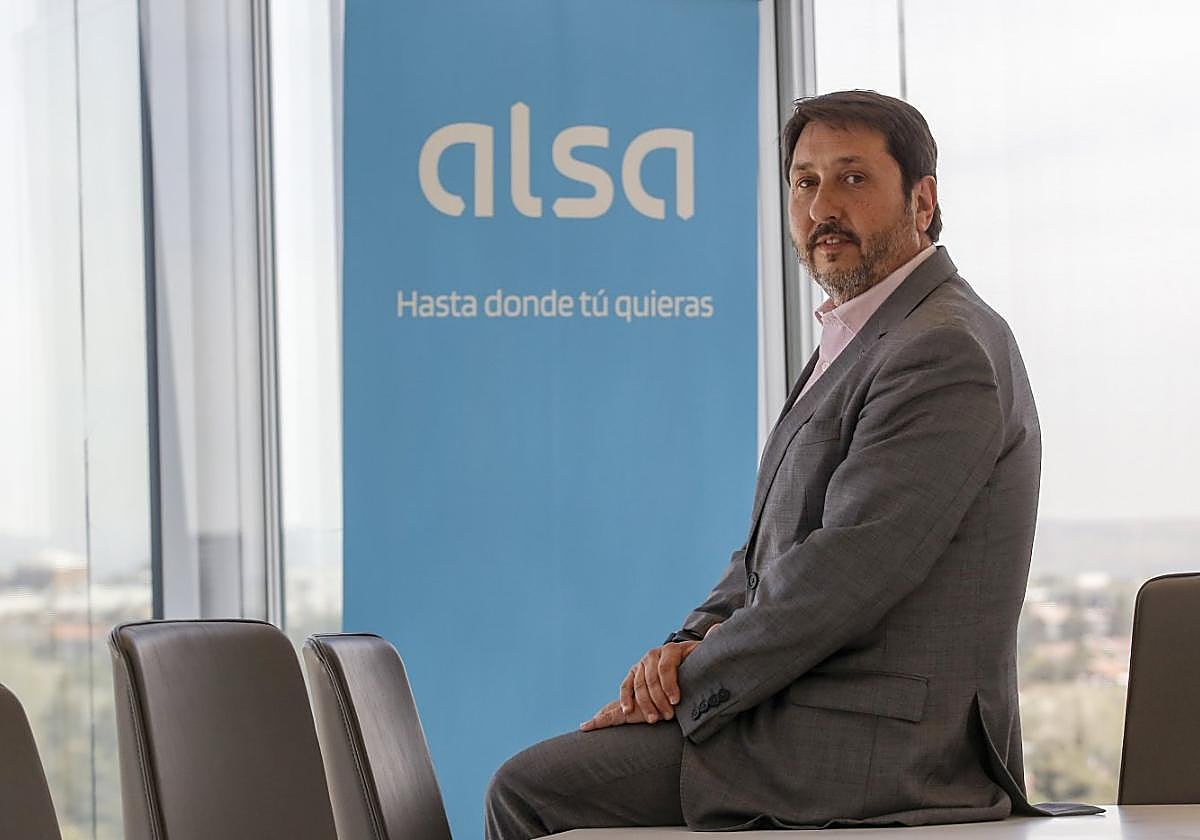 «Aspiramos a entrar en la alta velocidad como operador de transportes más allá del autobús»