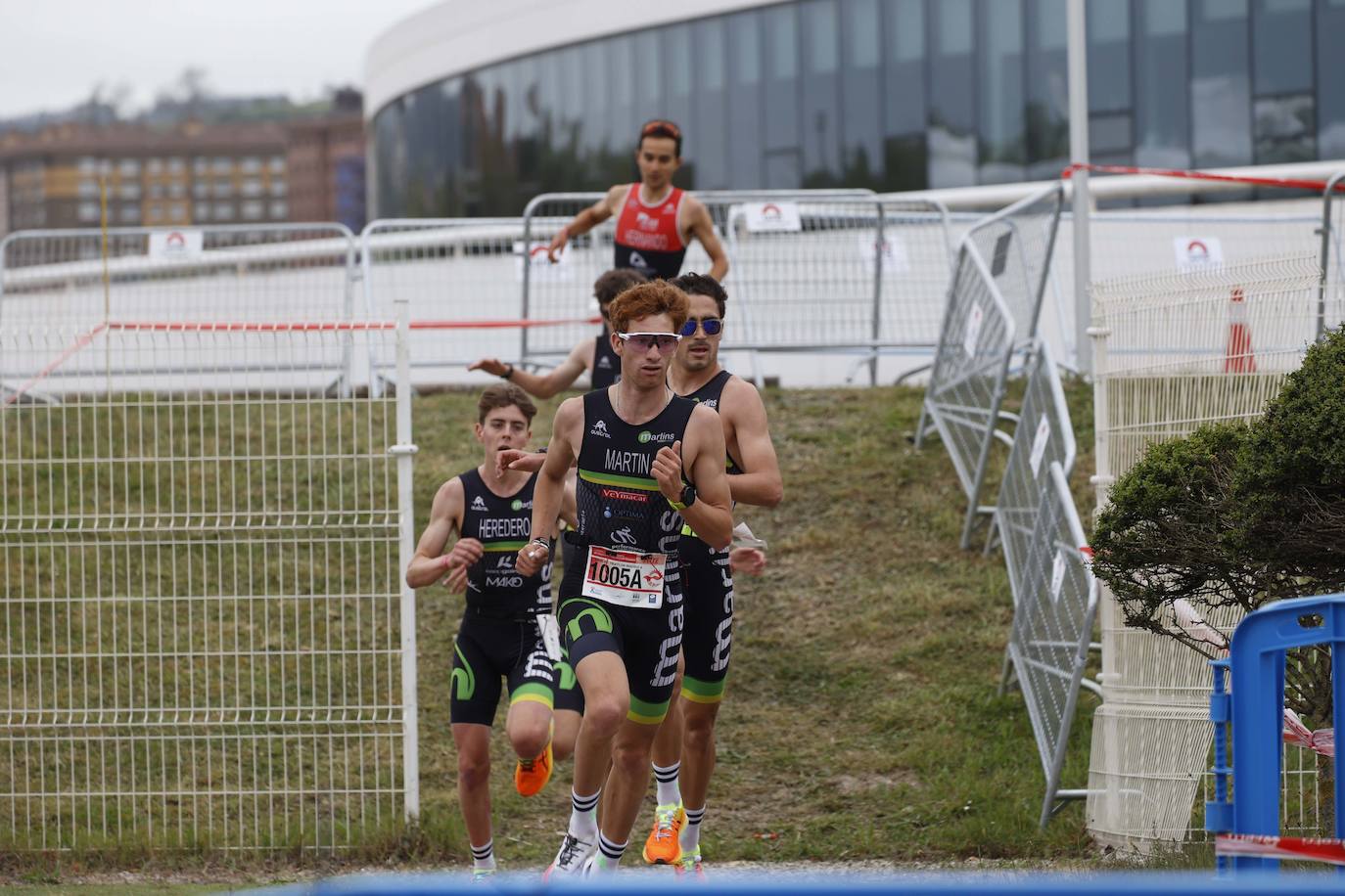 Avilés corona a sus primeros campeones de España en duatlón