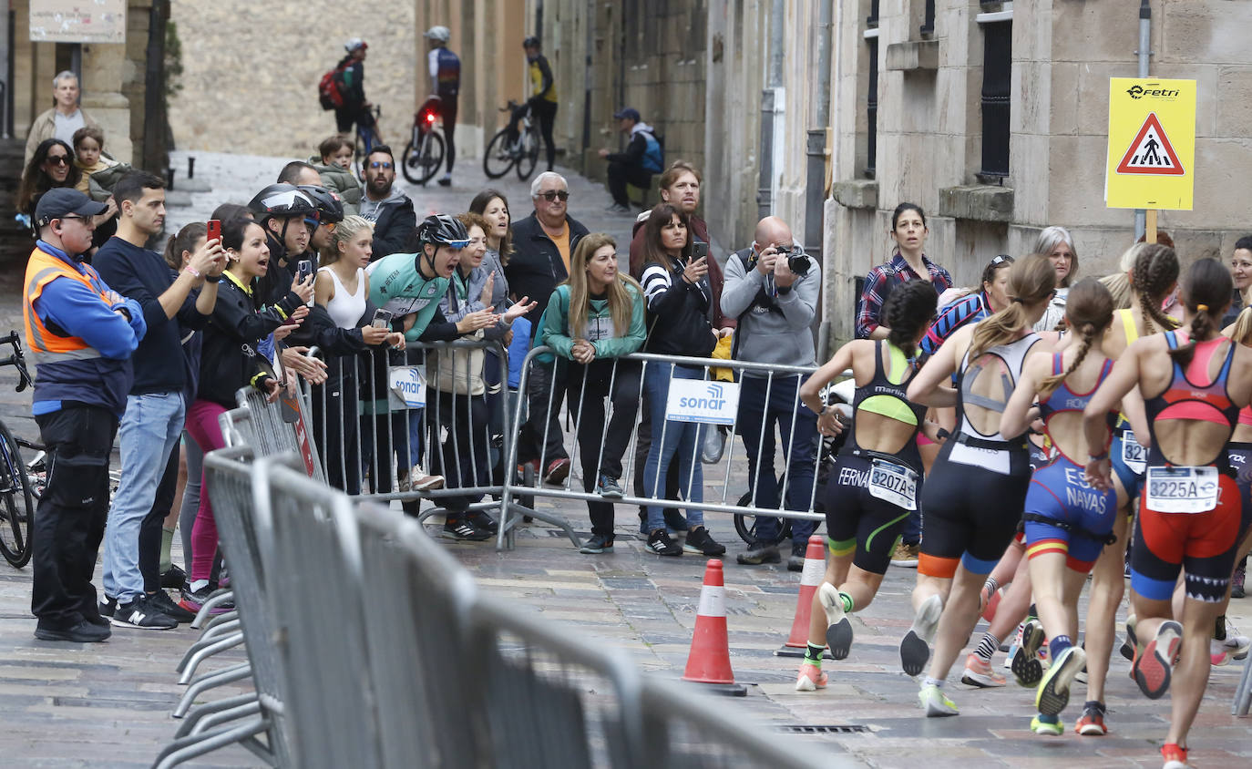 Las pruebas de relevos ponen el colofón al Duatlón de Avilés