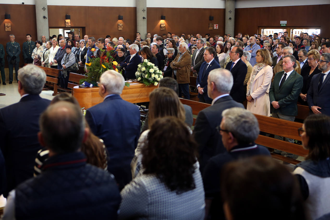 Emotivo adiós a Julio y Javi, dos «campeones» en la carretera y en la vida