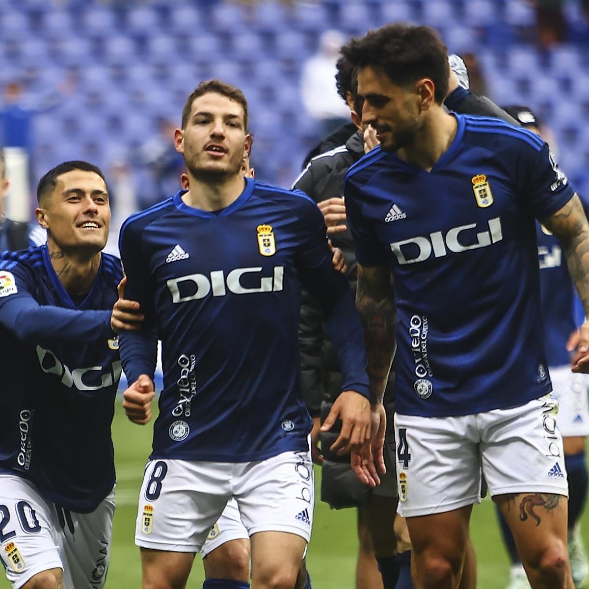 Un Real Oviedo con muchas caras