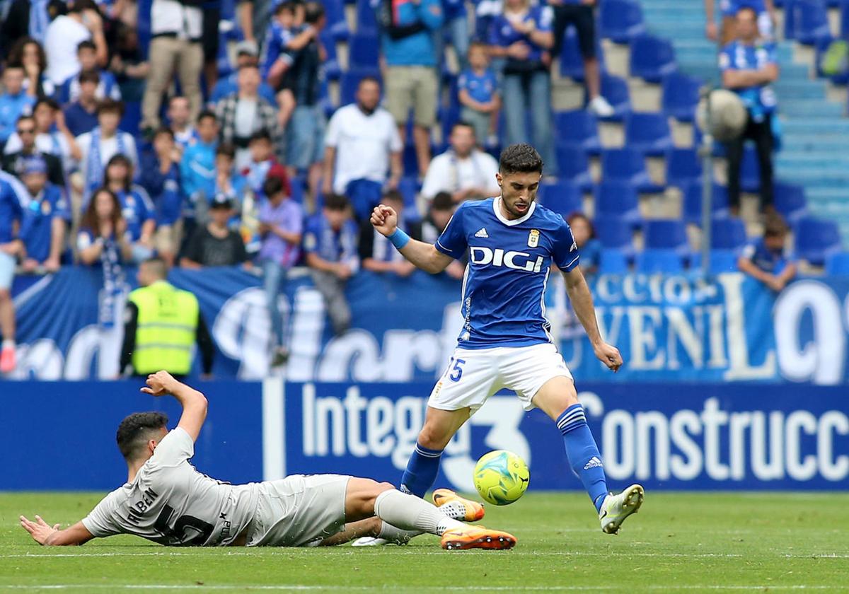 El Ibiza y el Real Oviedo se enfrentan este sábado en el Estadio Municipal de Can Misses.