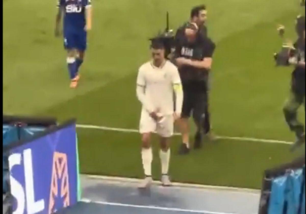 Piden la deportación de Cristiano Ronaldo de Arabia Saudí por este gesto tras perder un partido