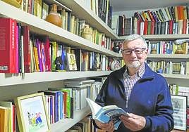 Vicente García Oliva, na so casa de Xixón.