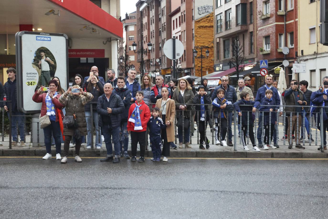 La eufórica celebración del ascenso del Covadonga