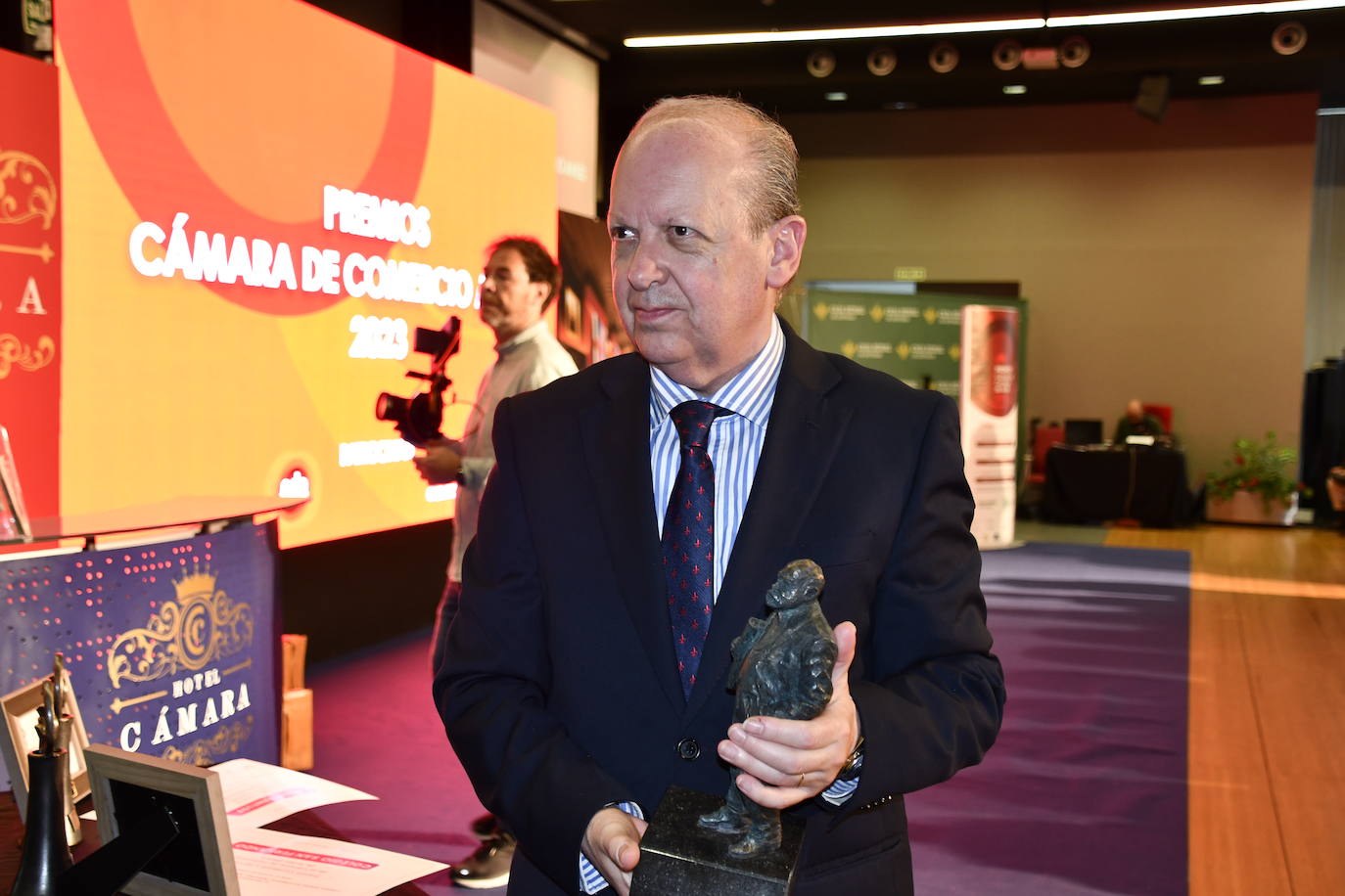 «Las inversiones de las empresas consolidan el futuro»