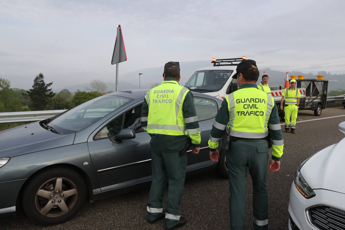 Grave accidente de tráfico en la AS-II