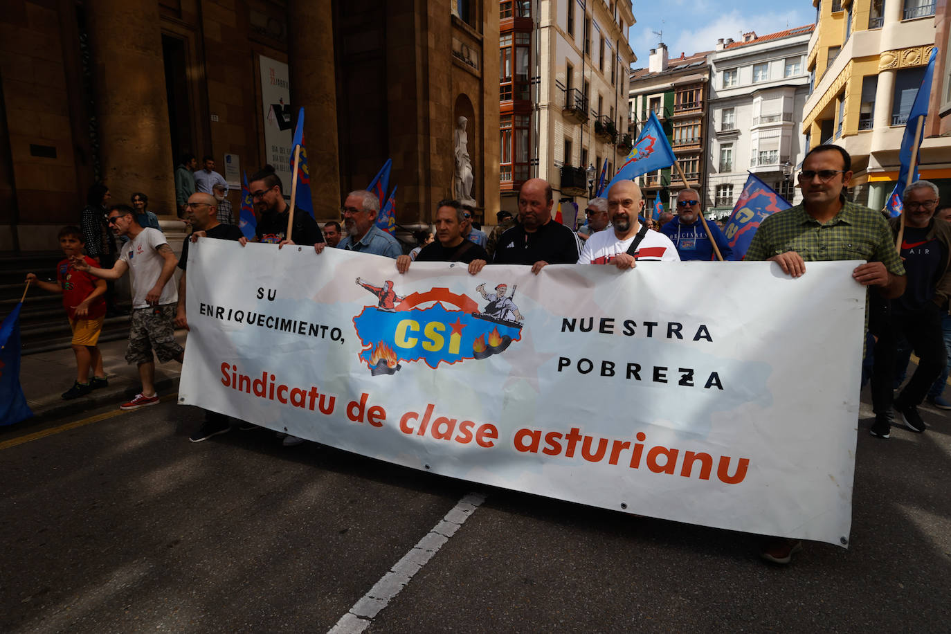 Clamor en Gijón por «trabajo digno, derechos y subida salarial»