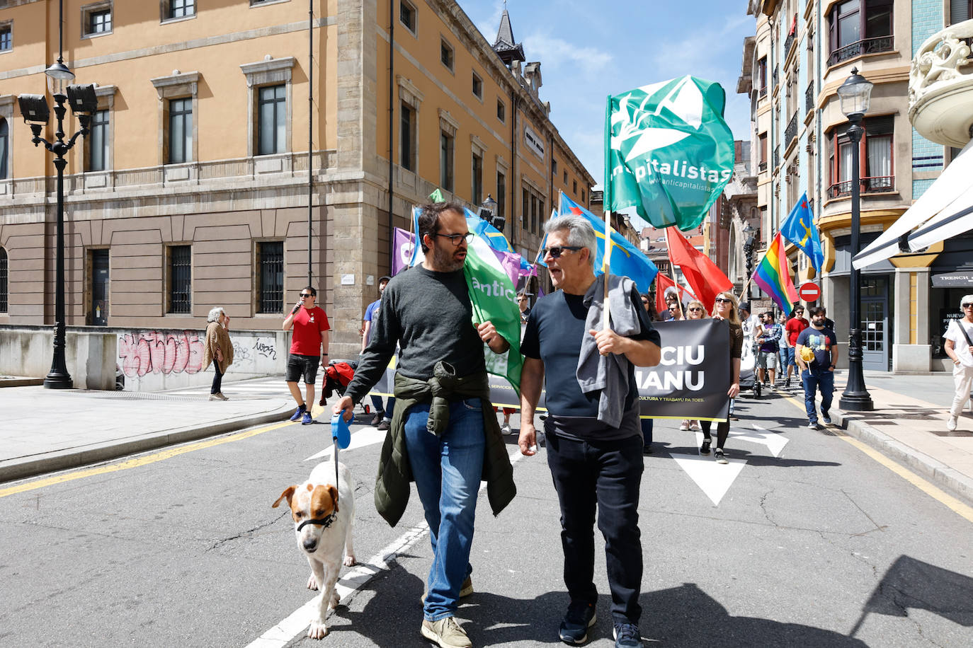 Clamor en Gijón por «trabajo digno, derechos y subida salarial»
