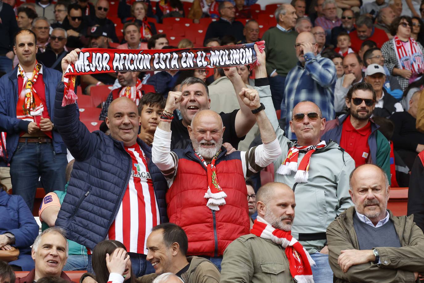 ¿Estuviste en el Sporting - Lugo? ¡Búscate en las fotos!