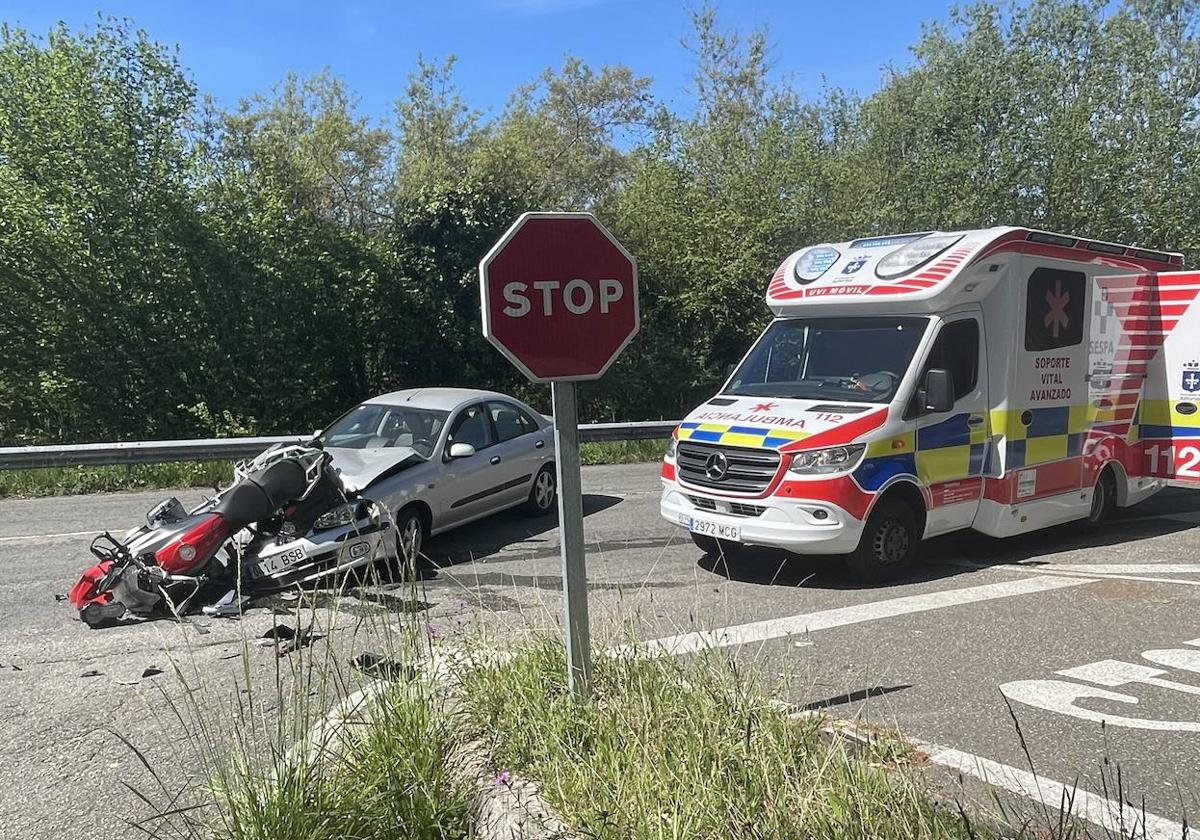 Accidente en la AS-269, en Langreo.