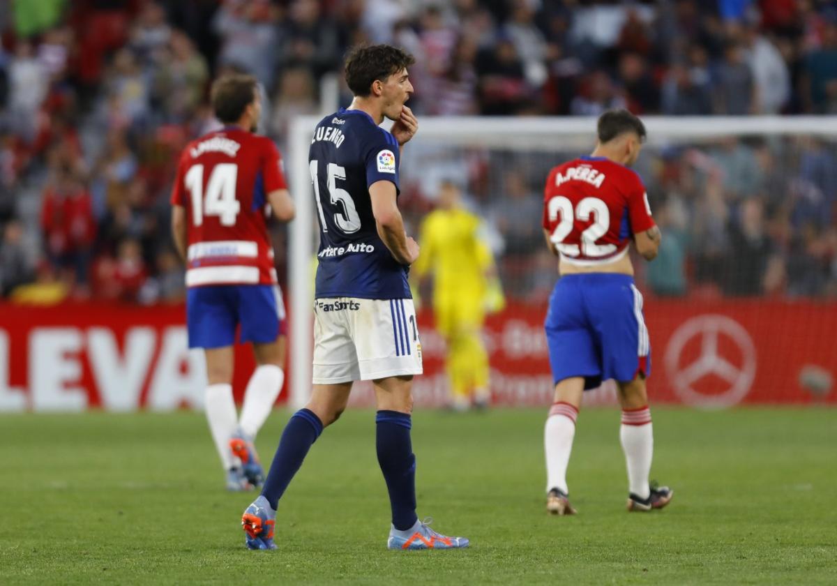 Oier Luengo en el encuentro ante el Granada disputado en el estadio de Los Carmenes.