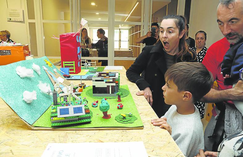 En la sala de exposiciones se muestran sus maquetas.