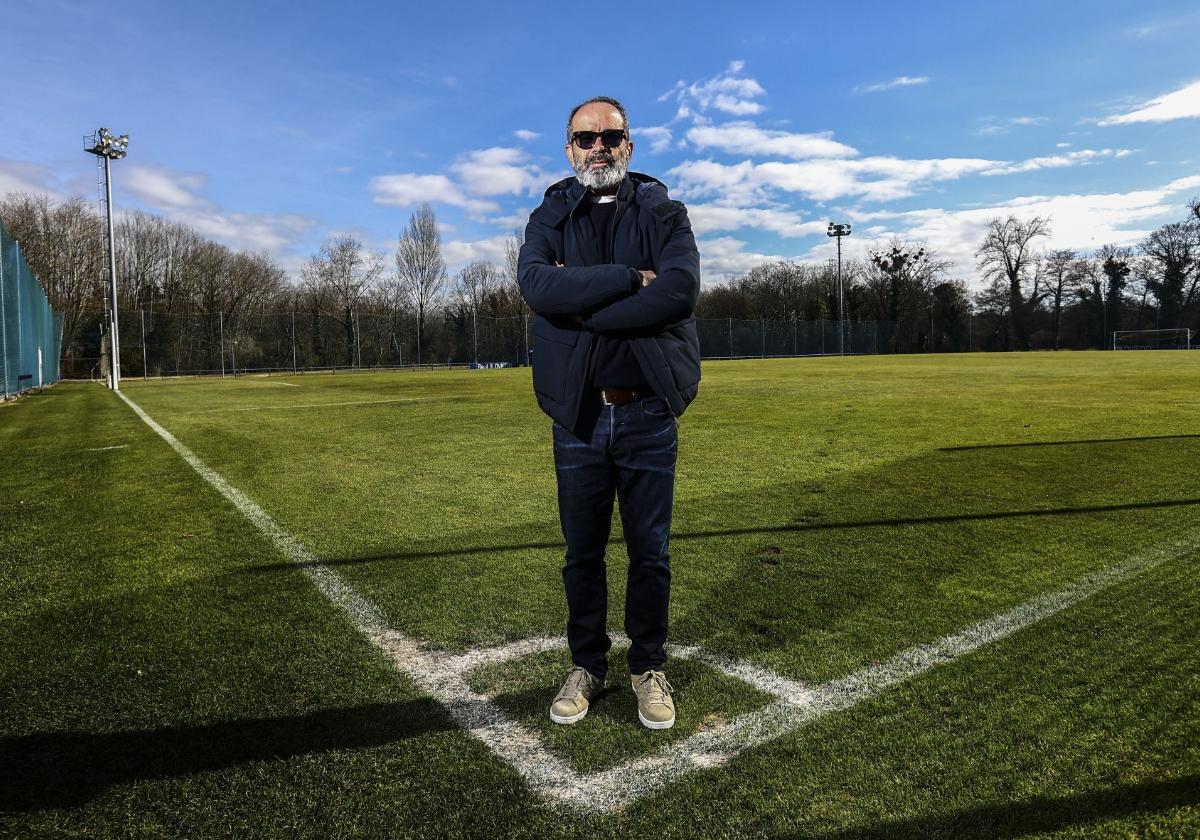 Álvaro Cervera, en uno de los campos de entrenamientos de El Requexón.