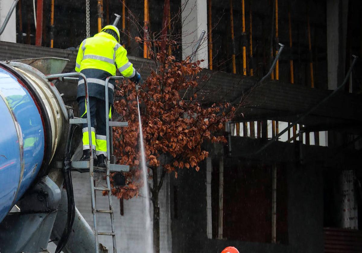 Trabajador de la construcción en Oviedo.