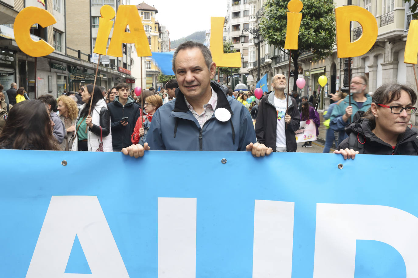 Multitudinaria manifestación en Oviedo por la &#039;oficialidá&#039; del asturiano