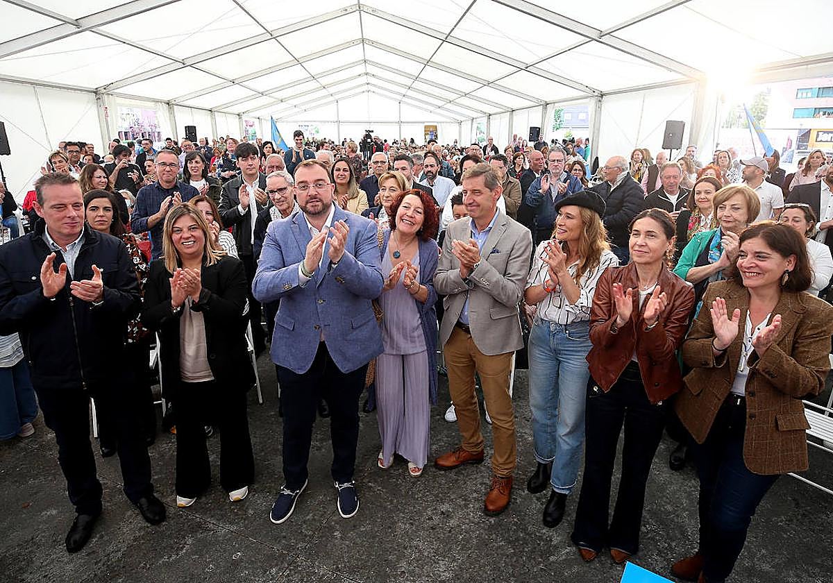 El PSOE presenta a sus candidatos para las elecciones