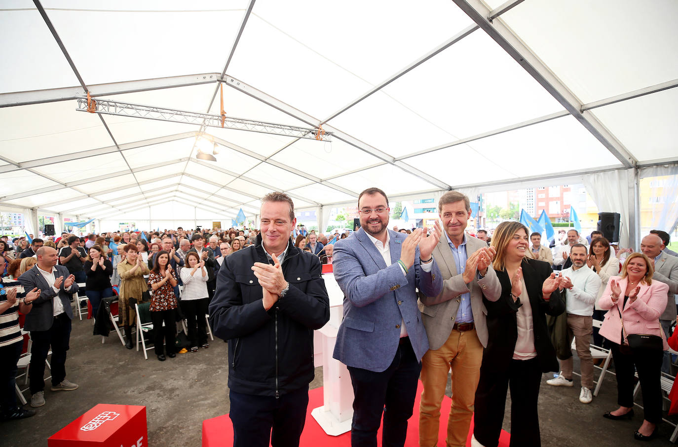 El PSOE presenta a sus candidatos para las elecciones