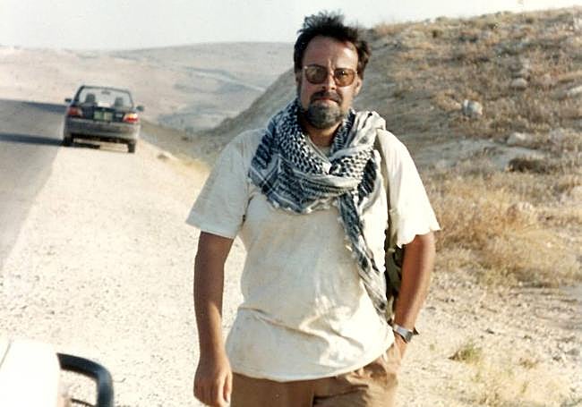 El fallecido Juan Antonio Fernández-Tresguerres, en Jordania en 1992.