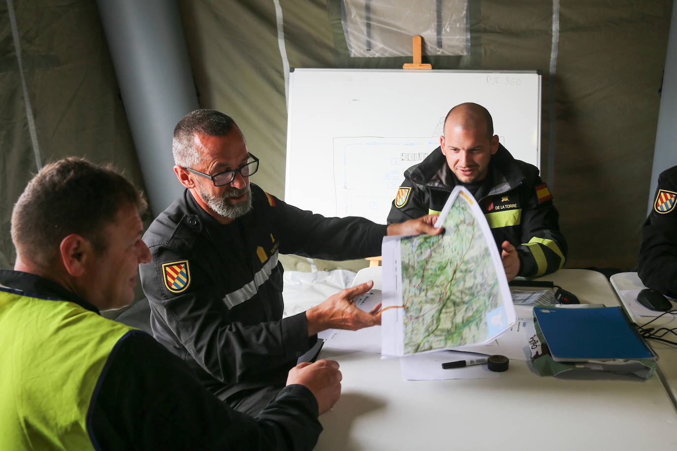 Así es el campamento de la UME en el parque de los Hermanos Castro de Gijón