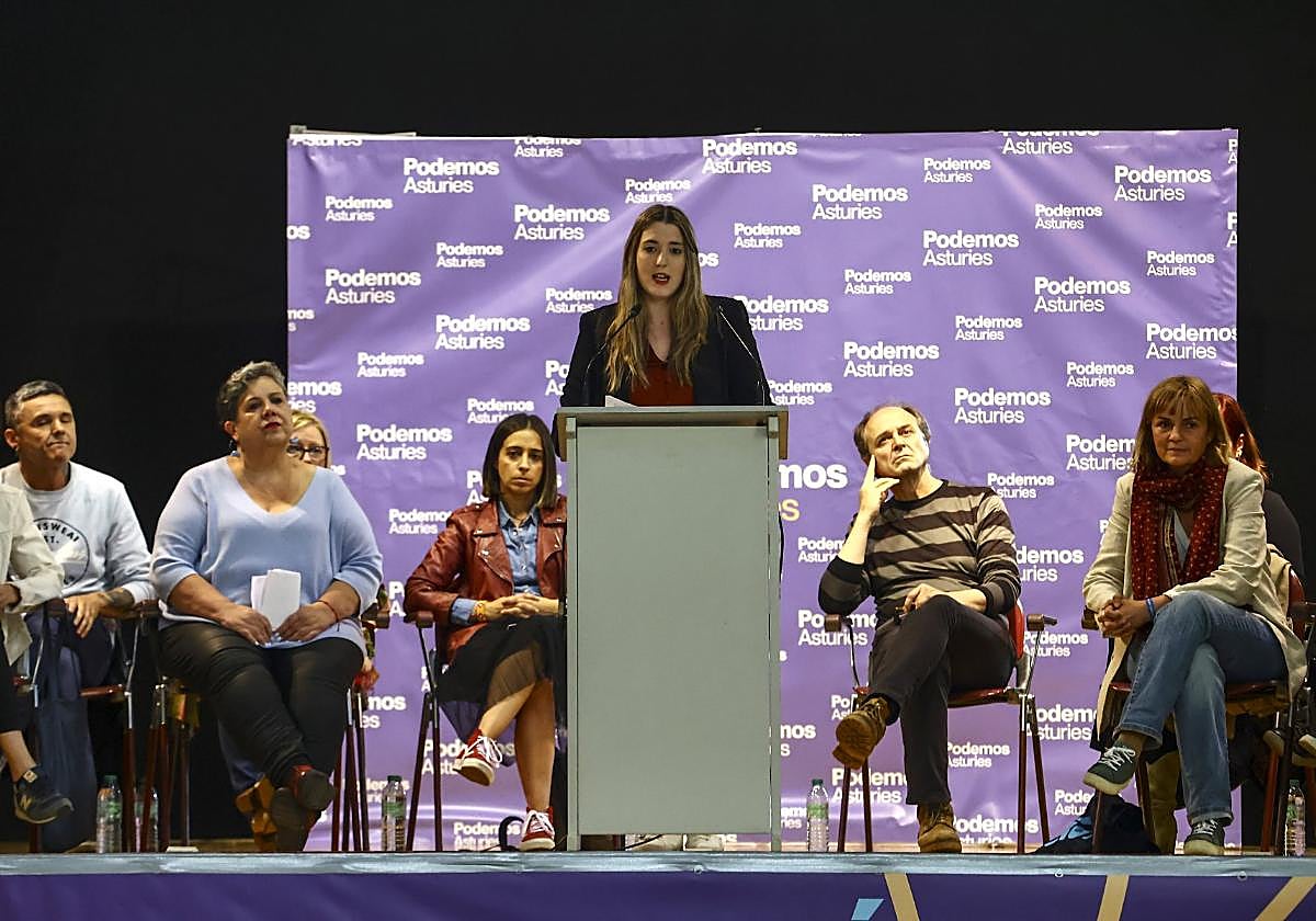 Olaya Suárez, en el mitin de Llanera.