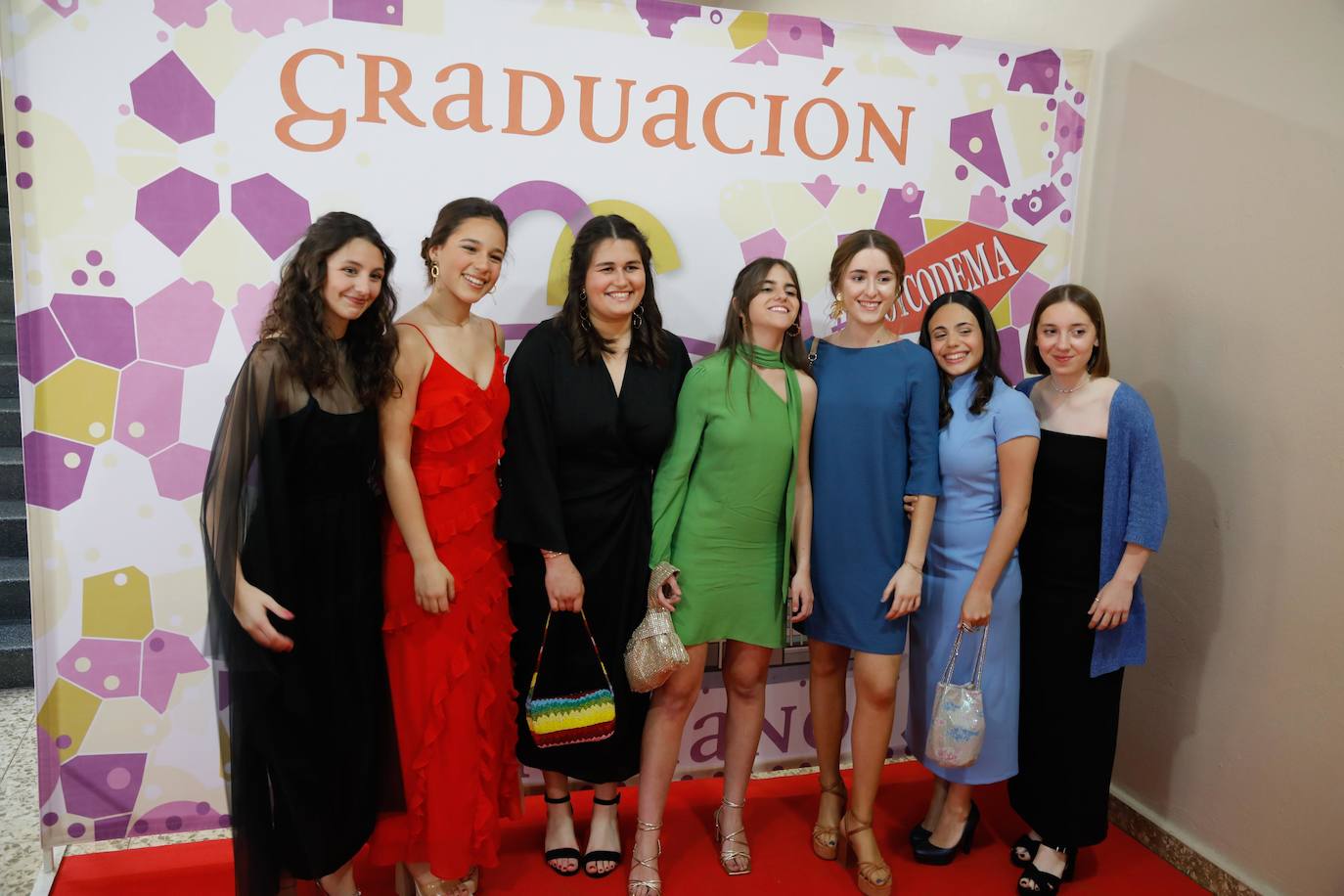 Las graduaciones despiden el curso en Gijón