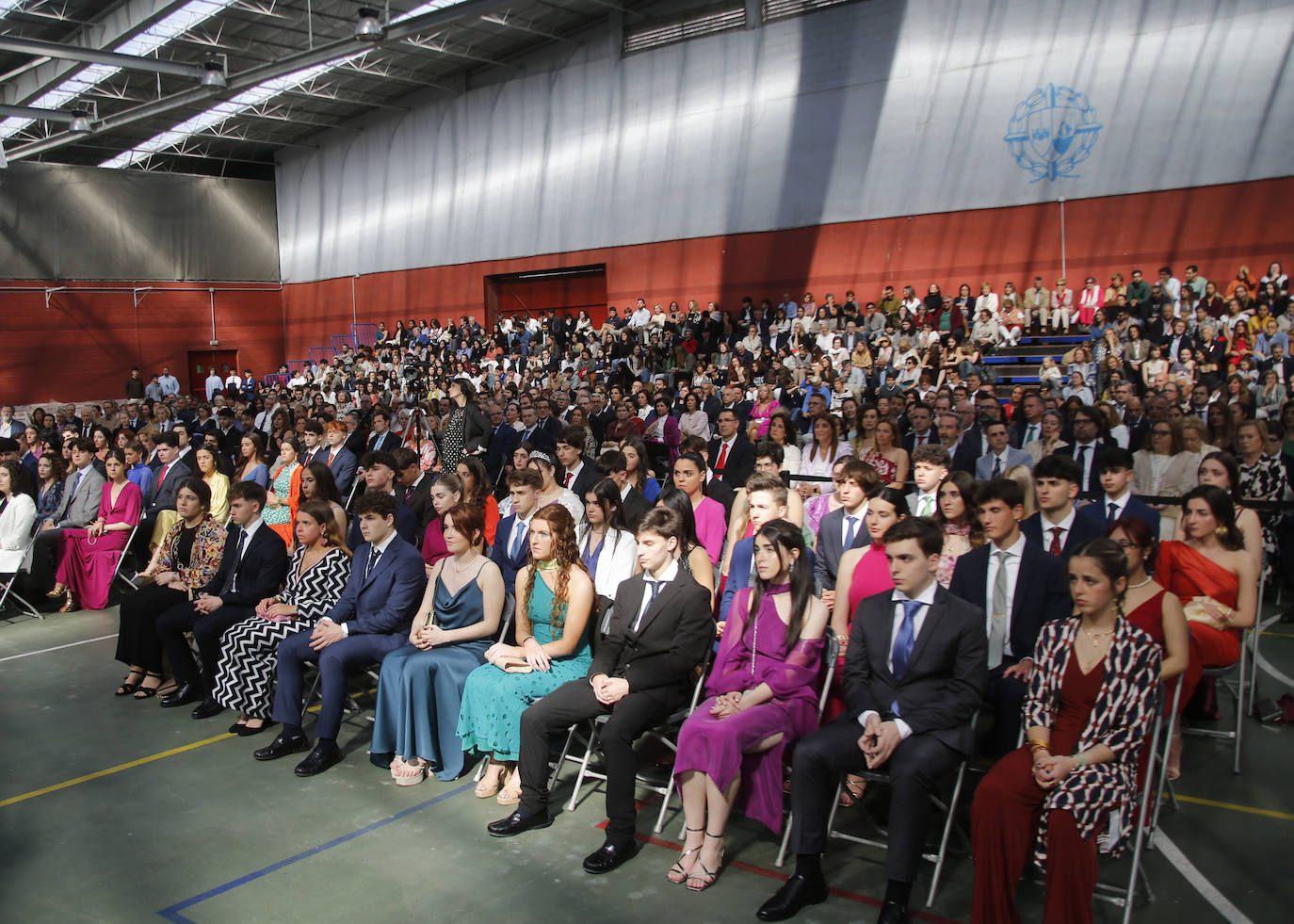 Las graduaciones despiden el curso en Gijón