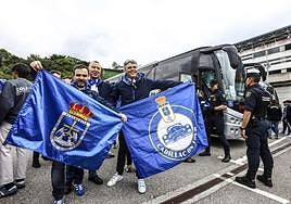 Así despidió la afición del Real Oviedo a los jugadores