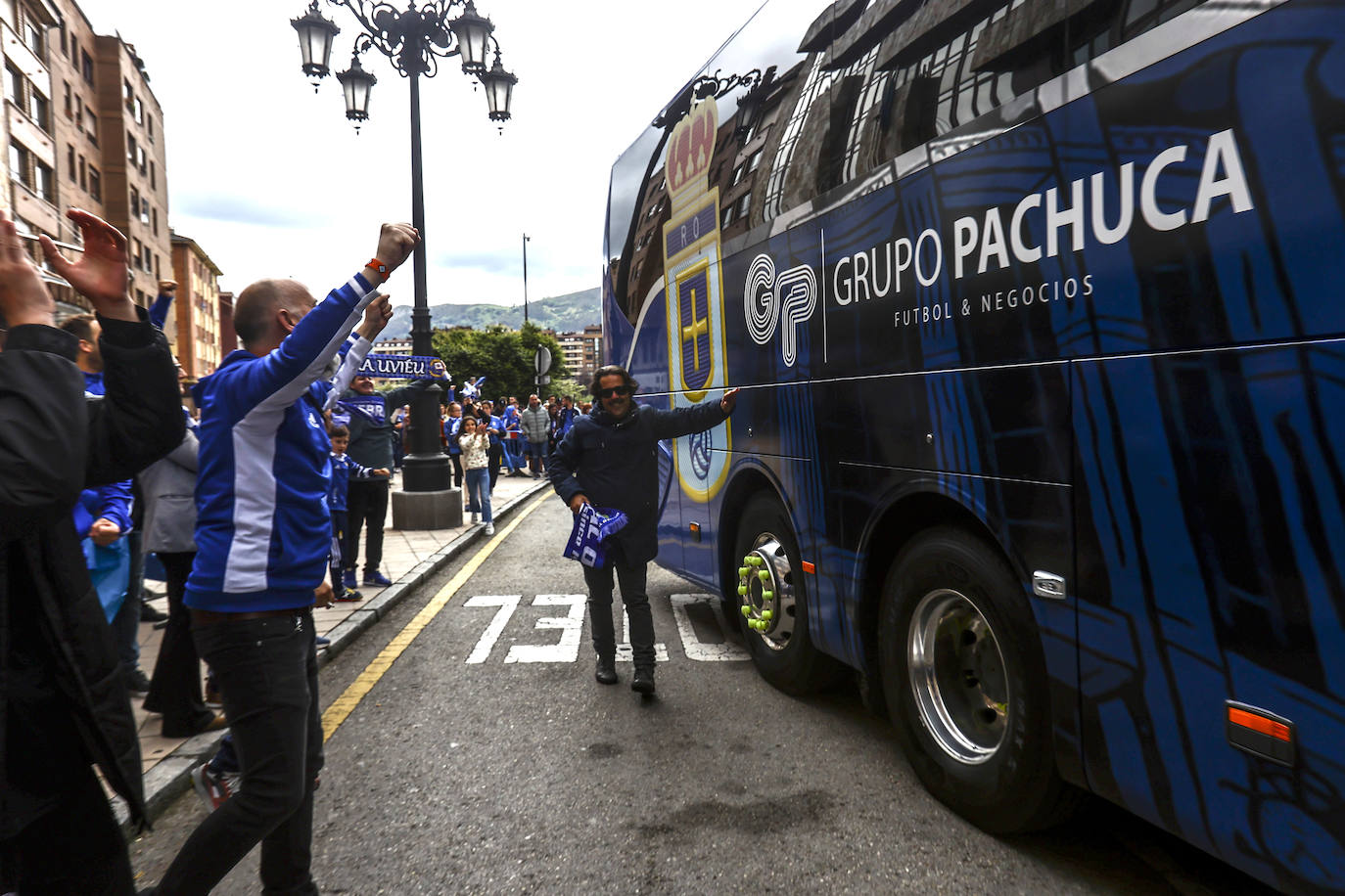 Así despidió la afición del Real Oviedo a los jugadores