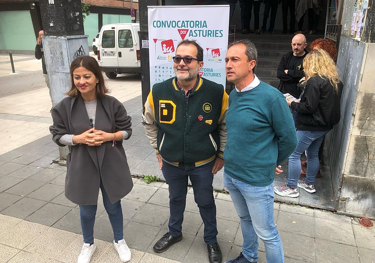 Sira Rego, Roberto García y Ovidio Zapico.